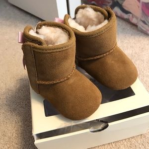 NWOT baby UGGS